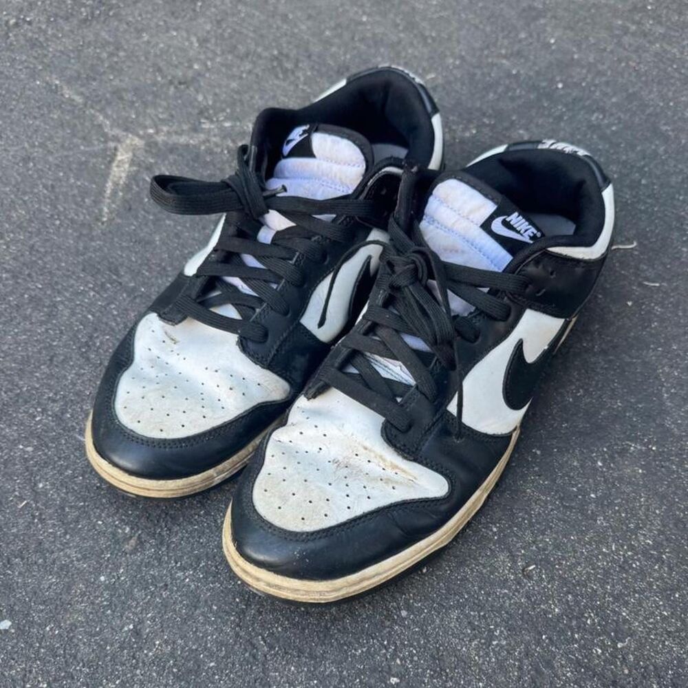 Nike Men's Black and White Trainers